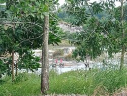 DAS Jembatan Jerabah Bandung Belakang Ruko Pek Jun Di Hajar Penambang Timah Diduga Ilegal 